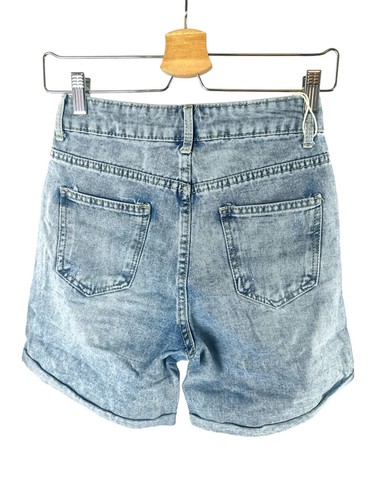 Shorts jeans strappato