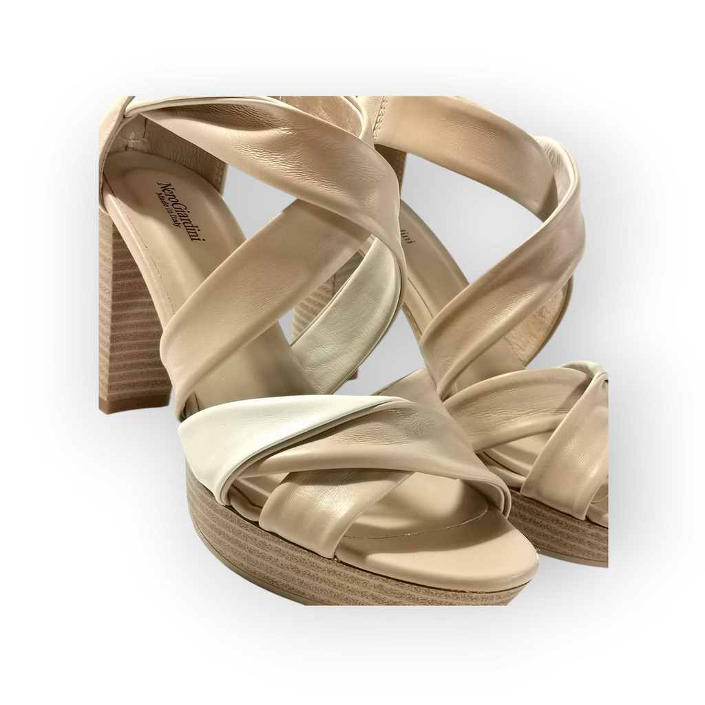 Sandalo NG beige tacco alto